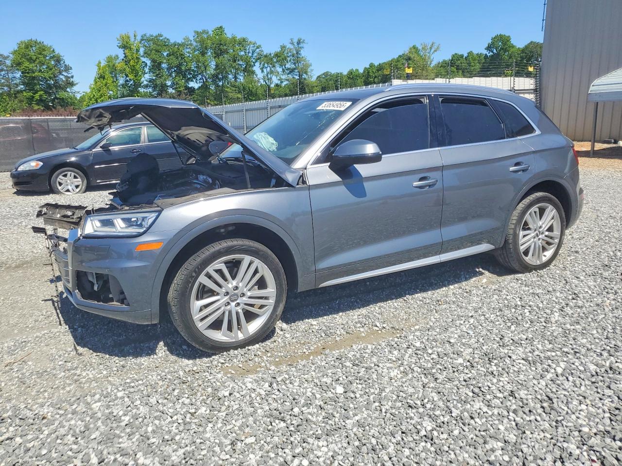 WA1BNAFY9J2026884 · 2018 AUDI Q5