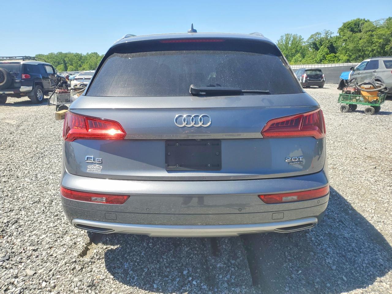 WA1BNAFY9J2026884 · 2018 AUDI Q5 · 6/13