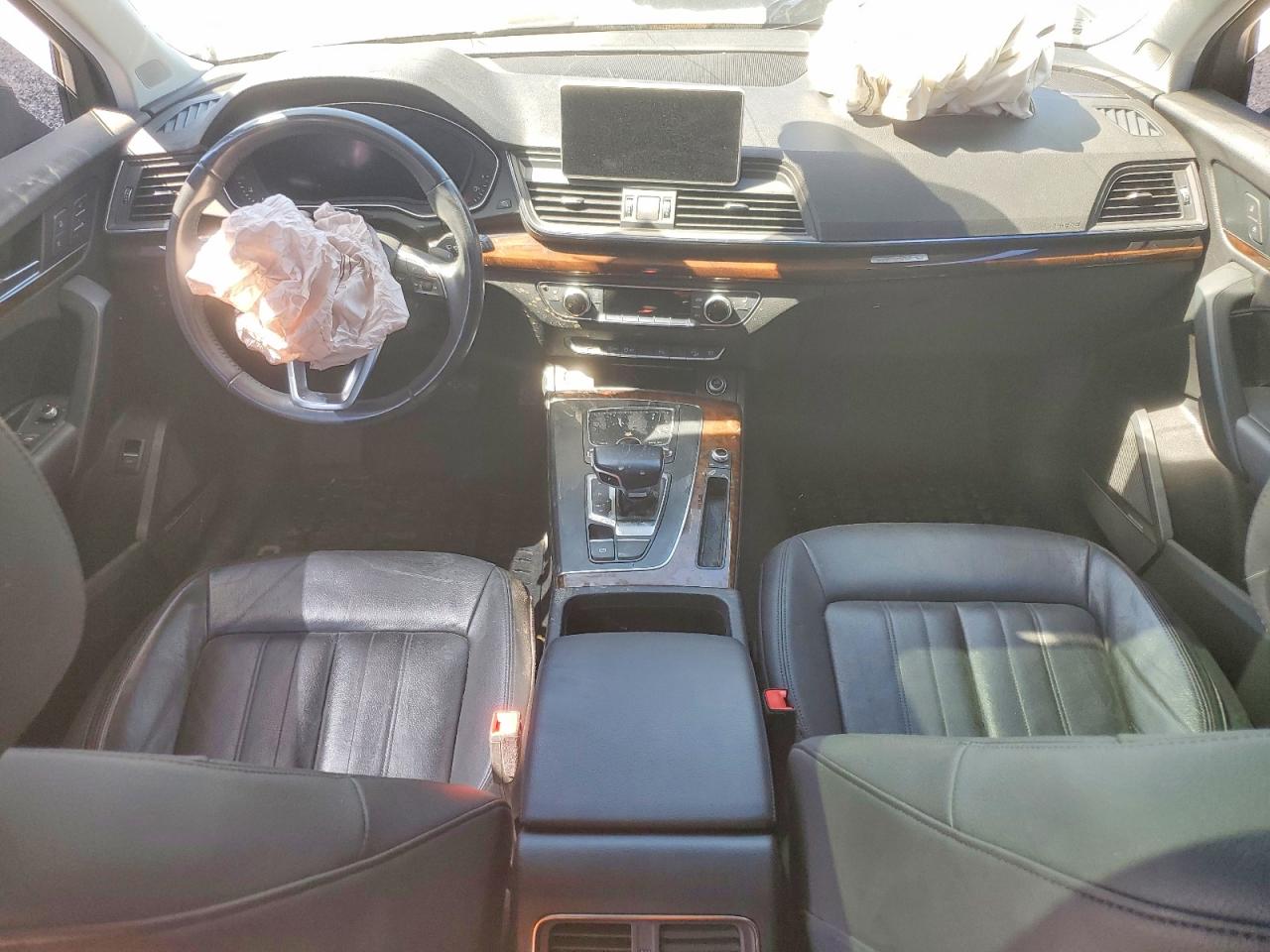 WA1BNAFY9J2026884 · 2018 AUDI Q5 · 8/13