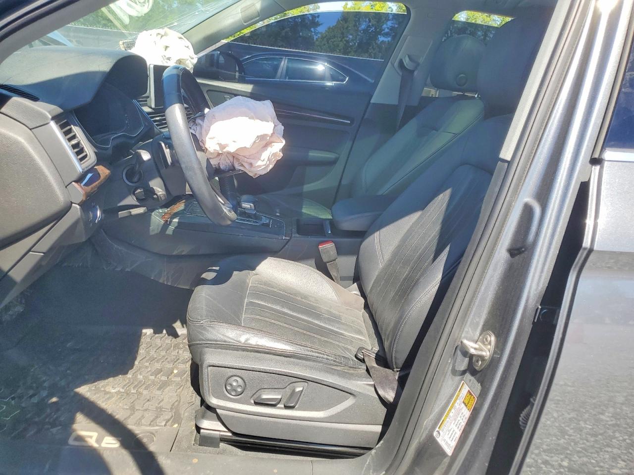 WA1BNAFY9J2026884 · 2018 AUDI Q5 · 7/13