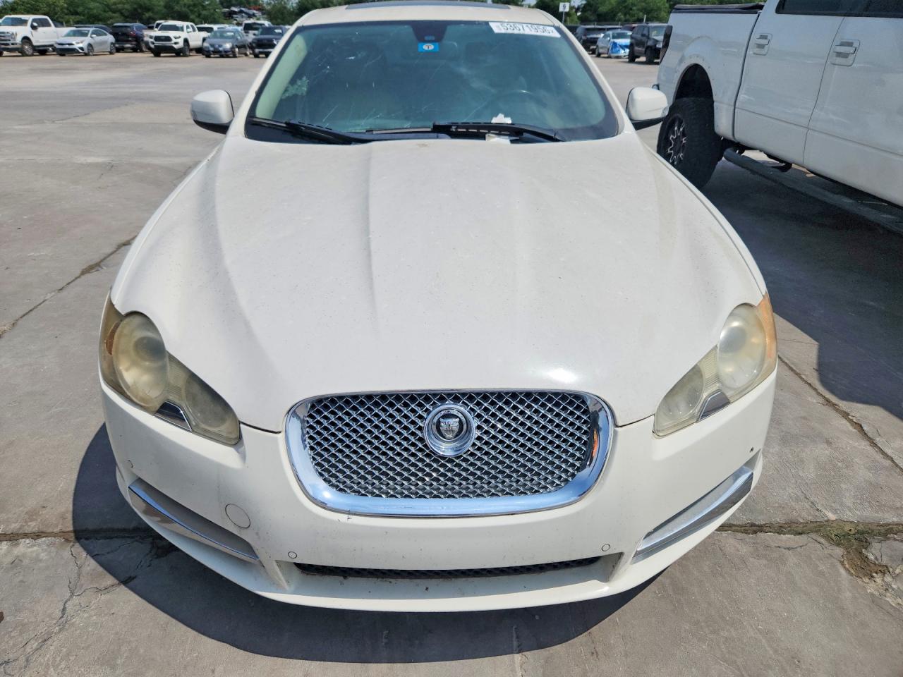 SAJWA06B09HR43232 · 2009 JAGUAR XF · 5/12