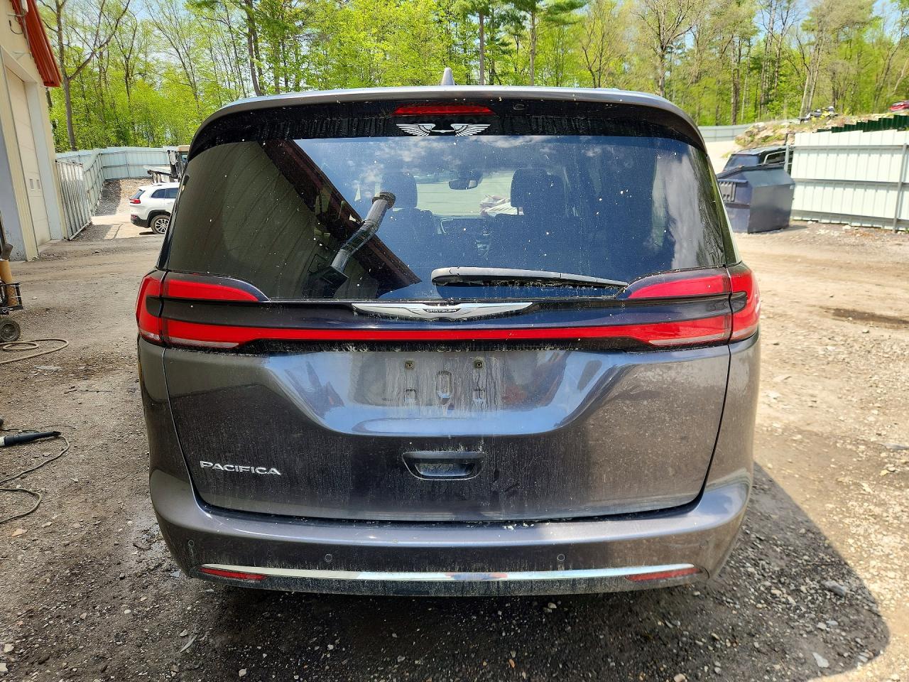 2C4RC1BG4MR593582 · 2021 CHRYSLER PACIFICA · 6/13