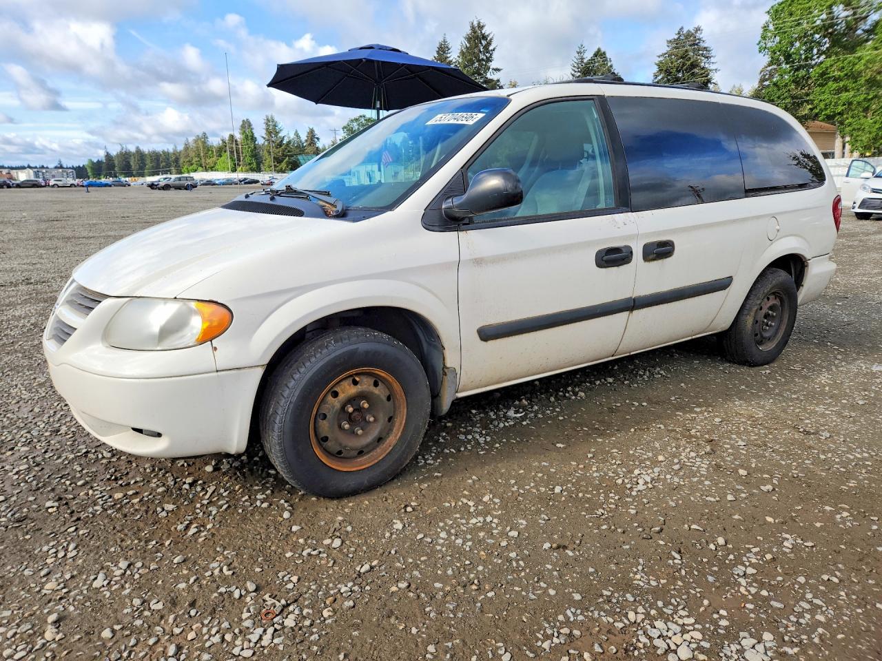 1D8GP24RX5B418836 · 2005 DODGE GRAND CARAVAN