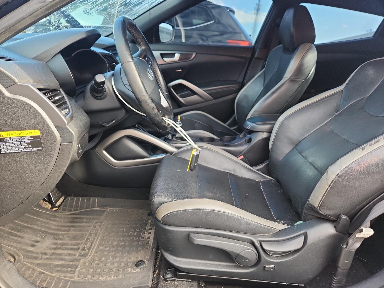 KMHTC6AE6GU303736 · 2016 HYUNDAI VELOSTER · 7/12