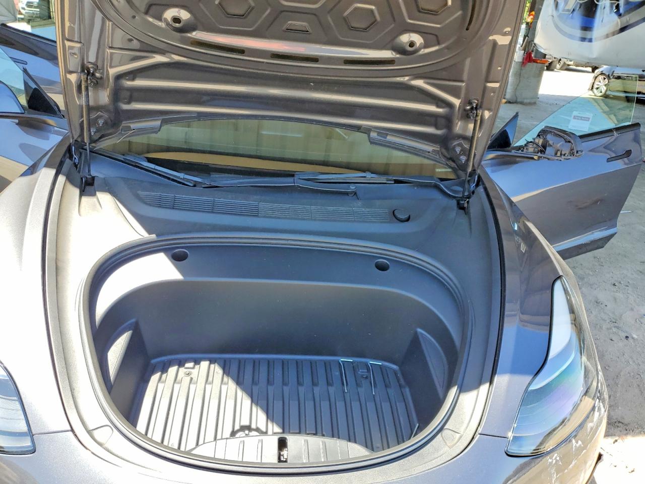 5YJ3E1EA8PF500750 · 2023 TESLA MODEL 3 · 11/12