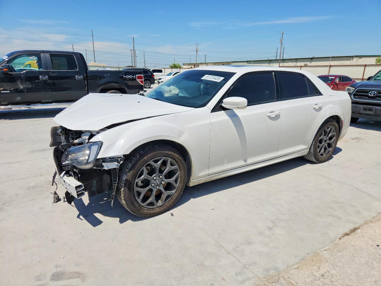 2C3CCASG3NH236945 · 2022 CHRYSLER 300