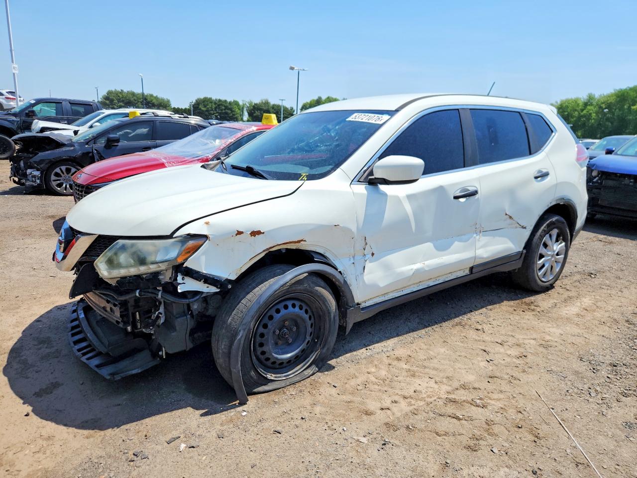 5N1AT2MV0GC848011 · 2016 NISSAN ROGUE