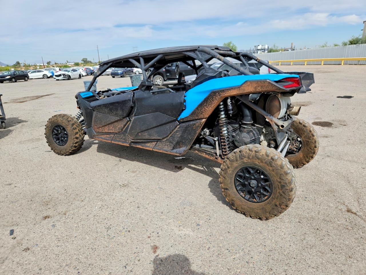 3JBVMAY44PE000661 · 2023 CAN-AM MAVERICK X3 · 3/10