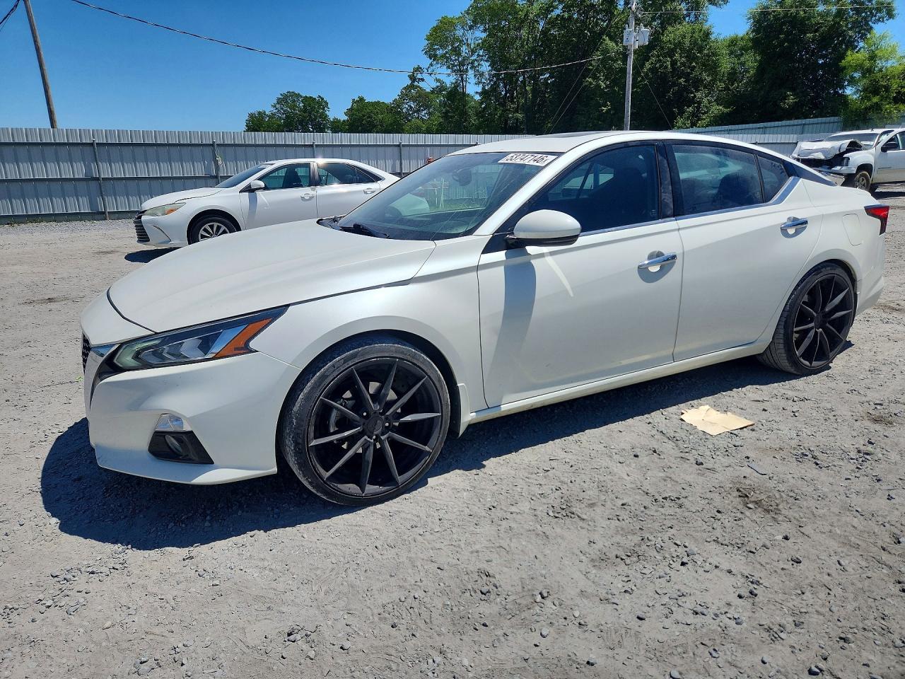 1N4BL4DV6KC170996 · 2019 NISSAN ALTIMA