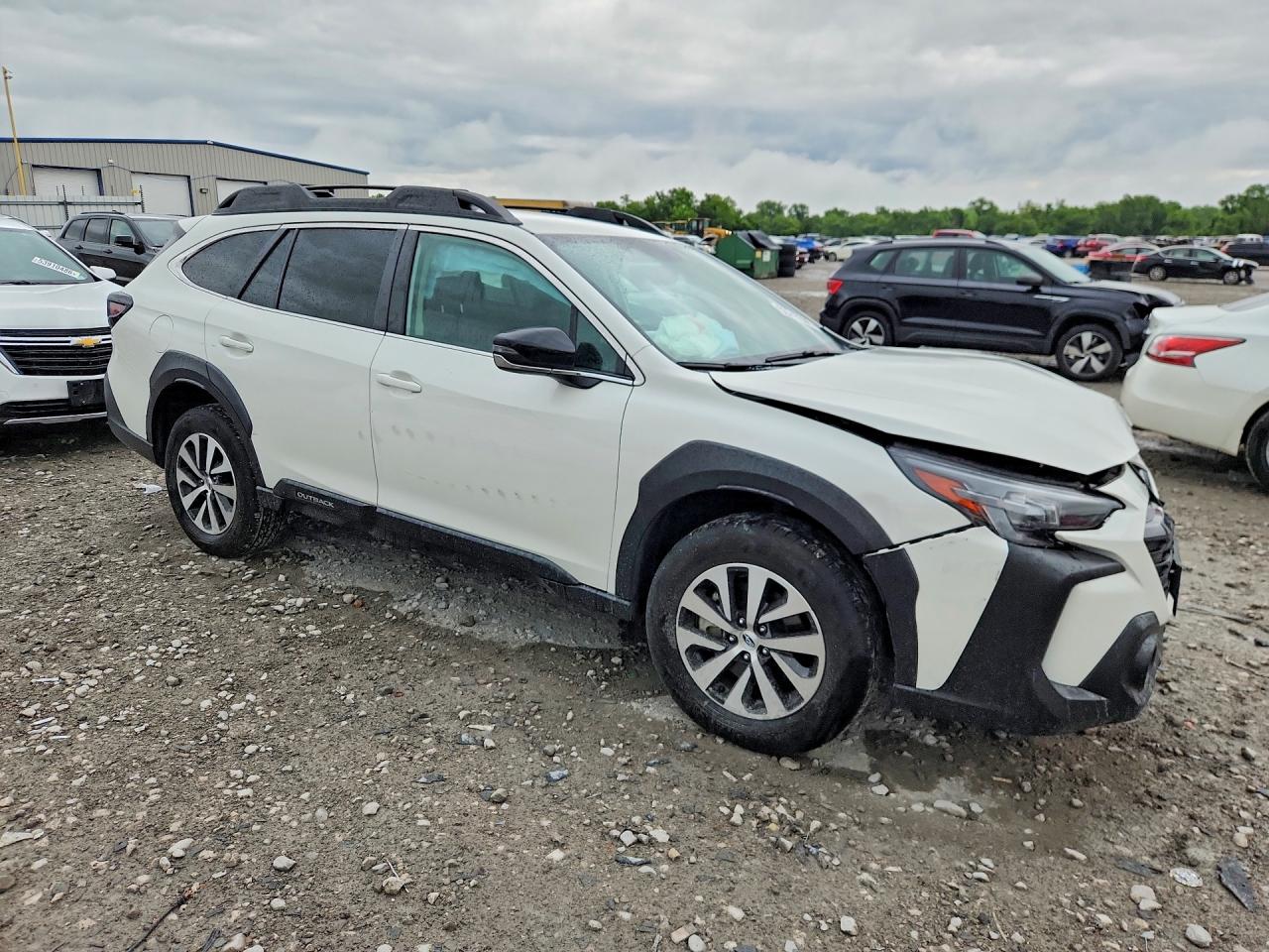 4S4BTACC0S3208727 · 2025 SUBARU OUTBACK · 4/13