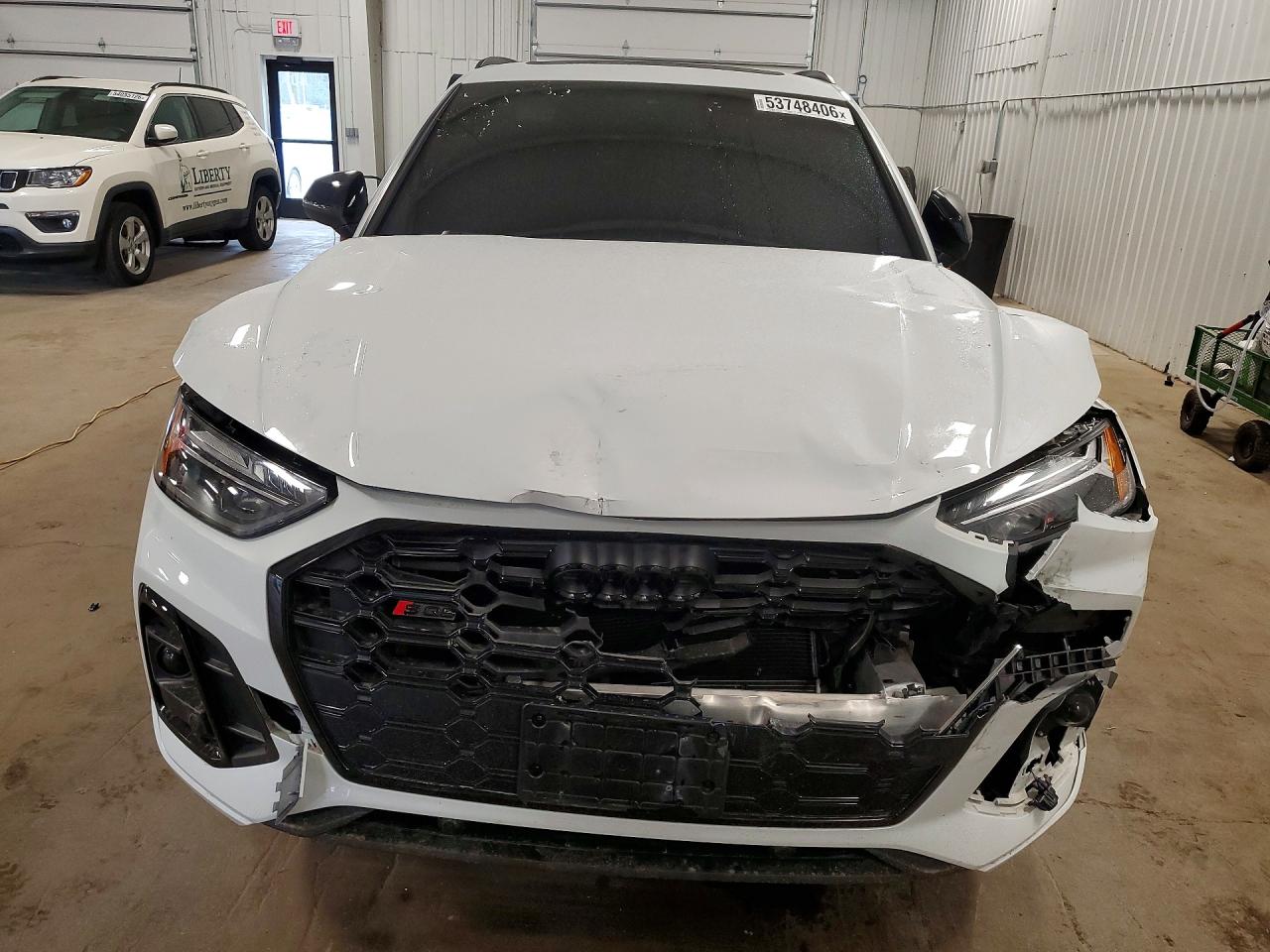WA1B4AFY3N2134961 · 2022 AUDI SQ5 · 5/13