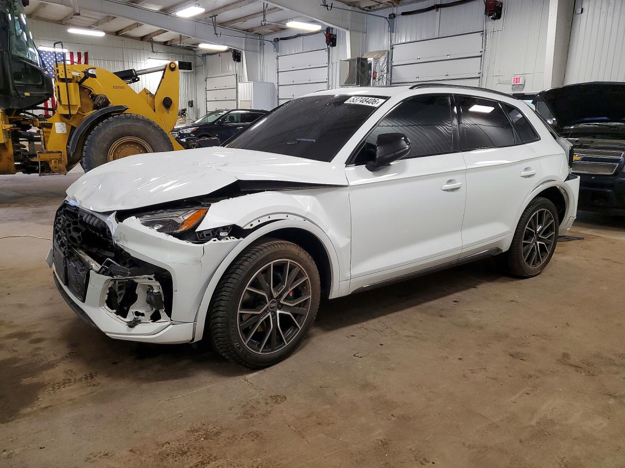 WA1B4AFY3N2134961 · 2022 AUDI SQ5