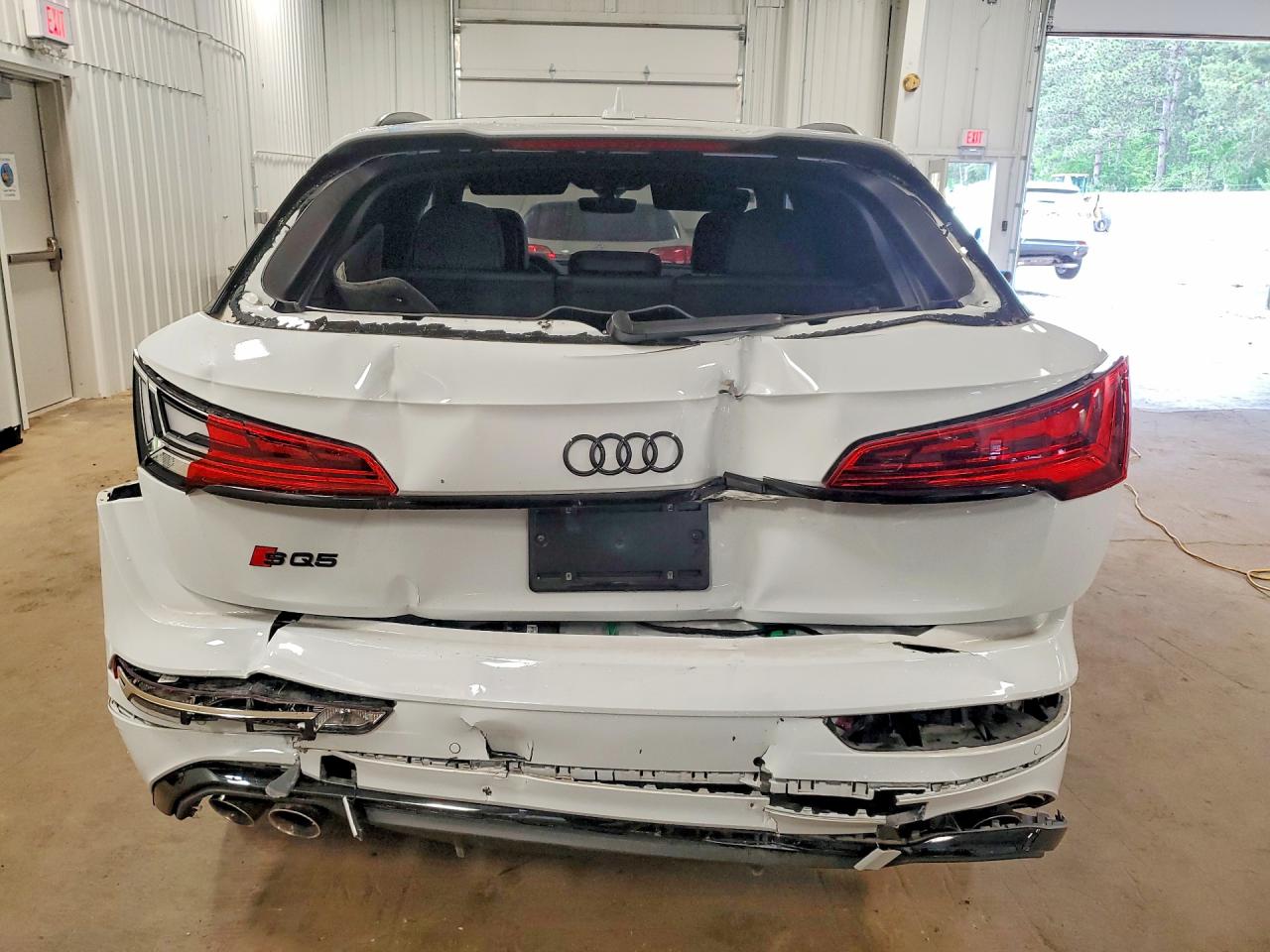WA1B4AFY3N2134961 · 2022 AUDI SQ5 · 6/13