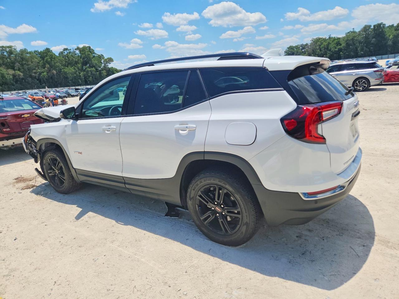 3GKALYEG8RL396442 · 2024 GMC TERRAIN · 2/13