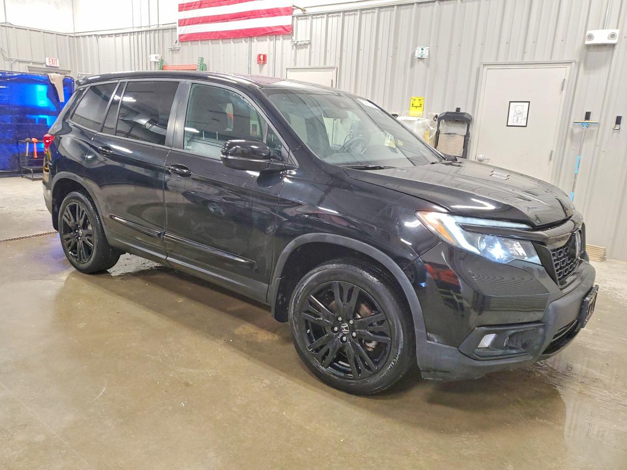 5FNYF8H2XKB030858 · 2019 HONDA PASSPORT · 4/13