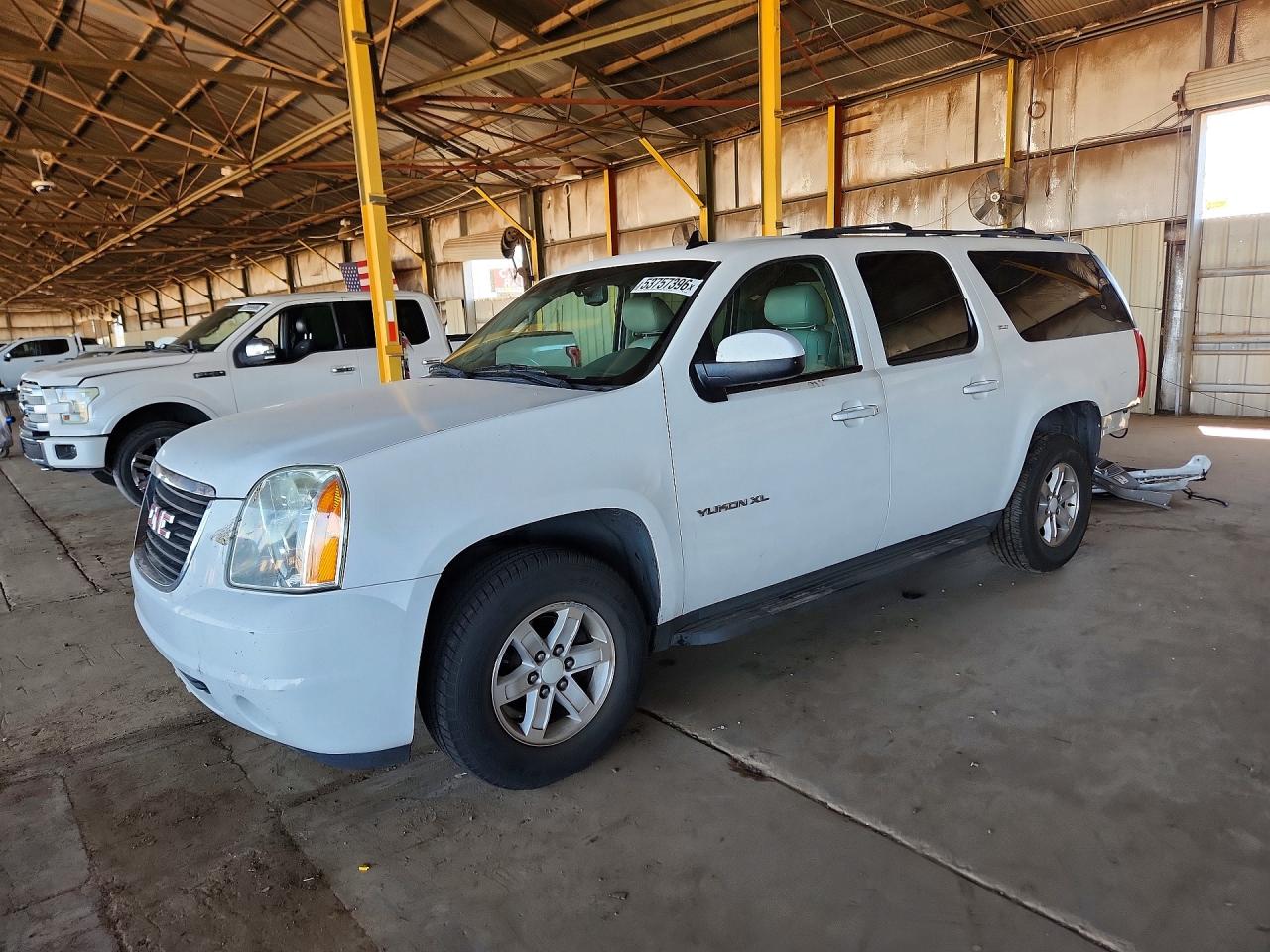 1GKS1KE06ER234726 · 2014 GMC YUKON XL