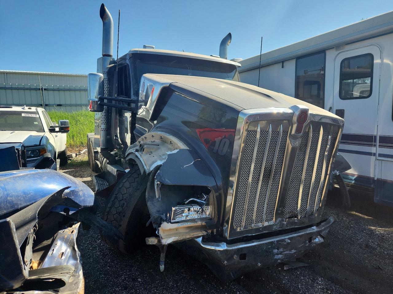 1XK1D40X2RJ328271 · 2024 KENWORTH W990