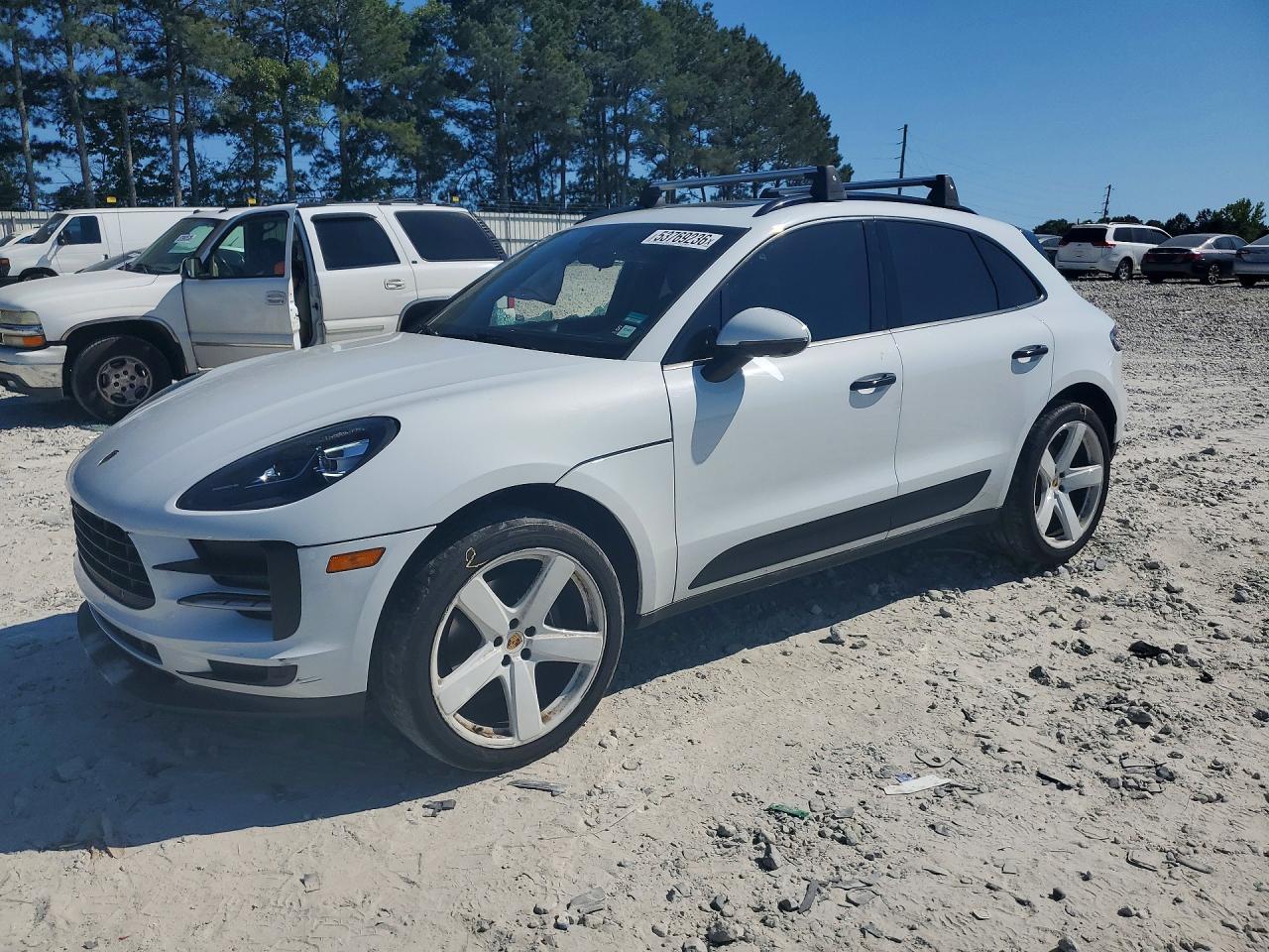WP1AA2A55LLB06243 · 2020 PORSCHE MACAN