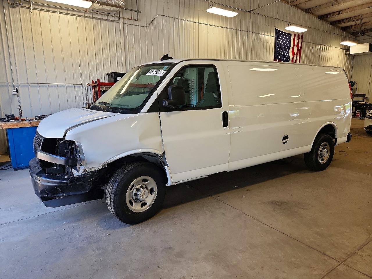 1GCWGBFP3R1250393 · 2024 CHEVROLET EXPRESS G2500