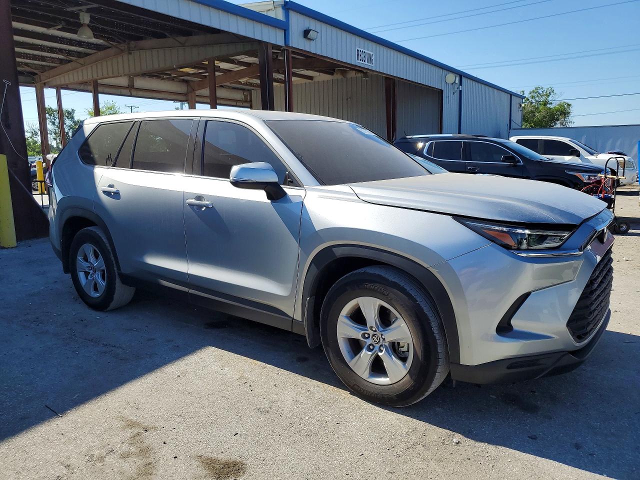 5TDAAAA56SS023249 · 2025 TOYOTA GRAND HIGHLANDER · 4/13