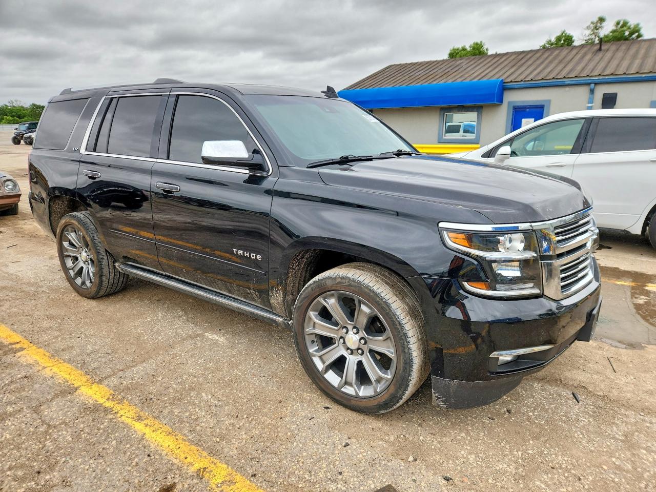 1GNSKCKC4FR634175 · 2015 CHEVROLET TAHOE · 4/13