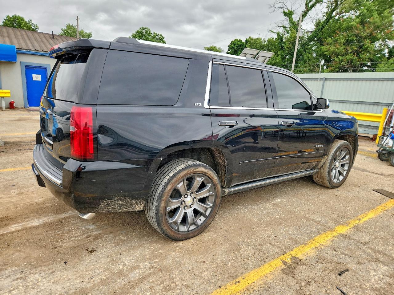 1GNSKCKC4FR634175 · 2015 CHEVROLET TAHOE · 3/13