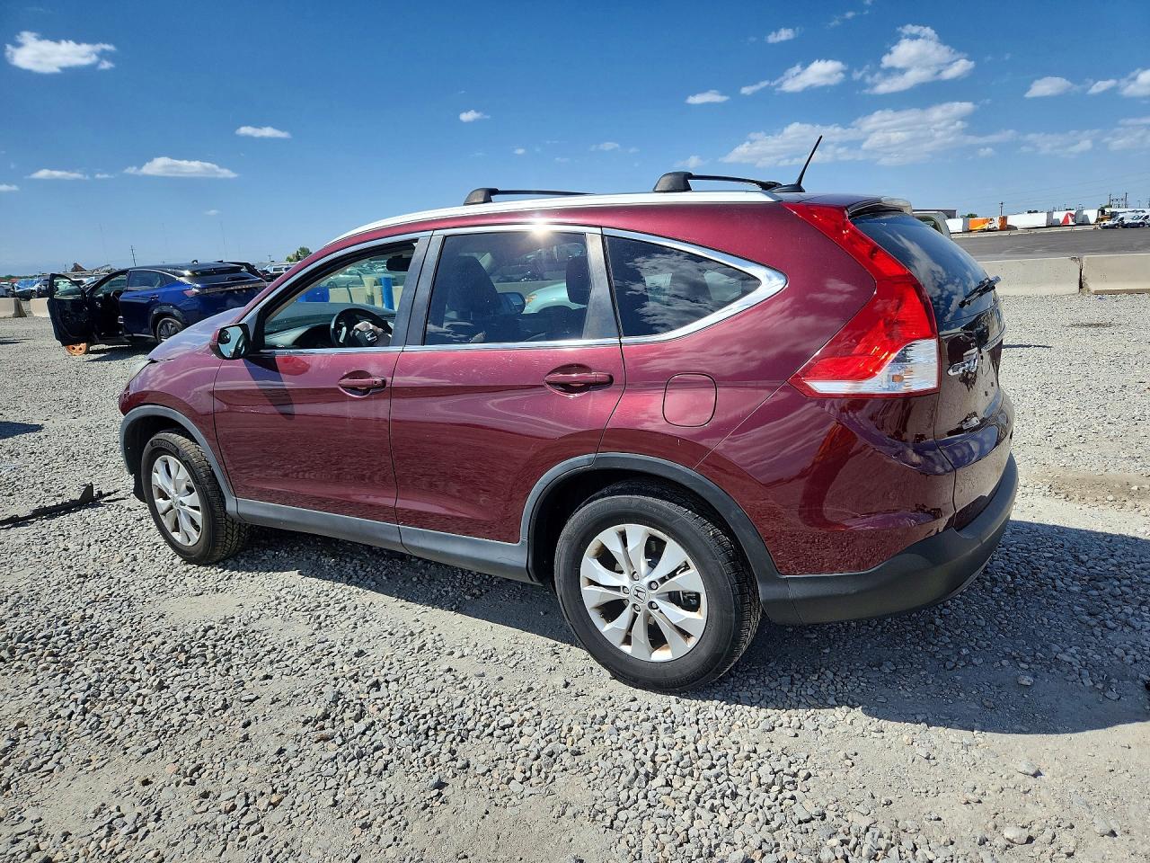 5J6RM4H78EL010084 · 2014 HONDA CR-V · 2/13