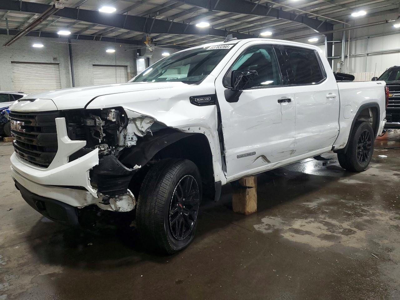 3GTUUCED6NG645693 · 2022 GMC SIERRA