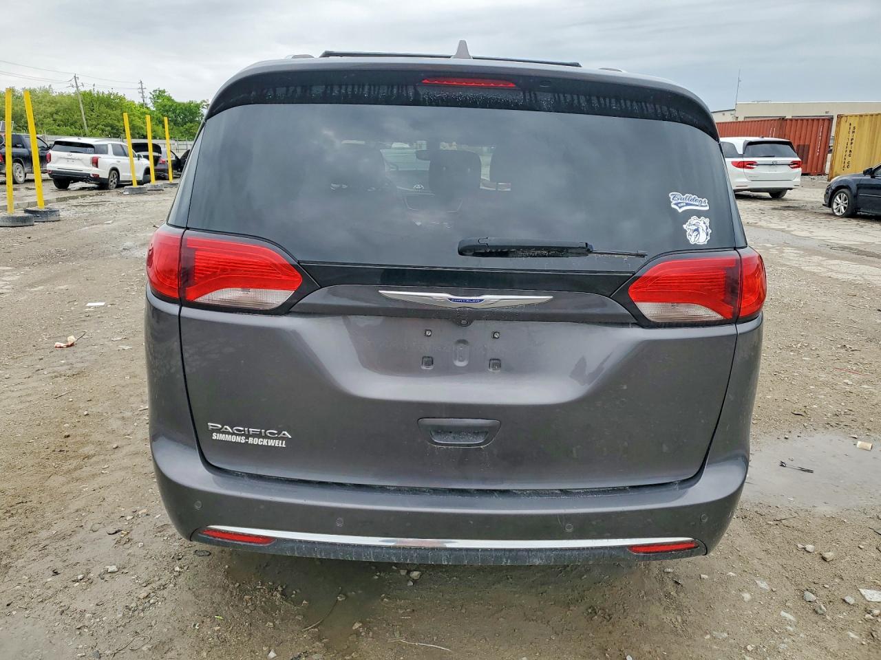 2C4RC1BG4KR731392 · 2019 CHRYSLER PACIFICA · 6/13