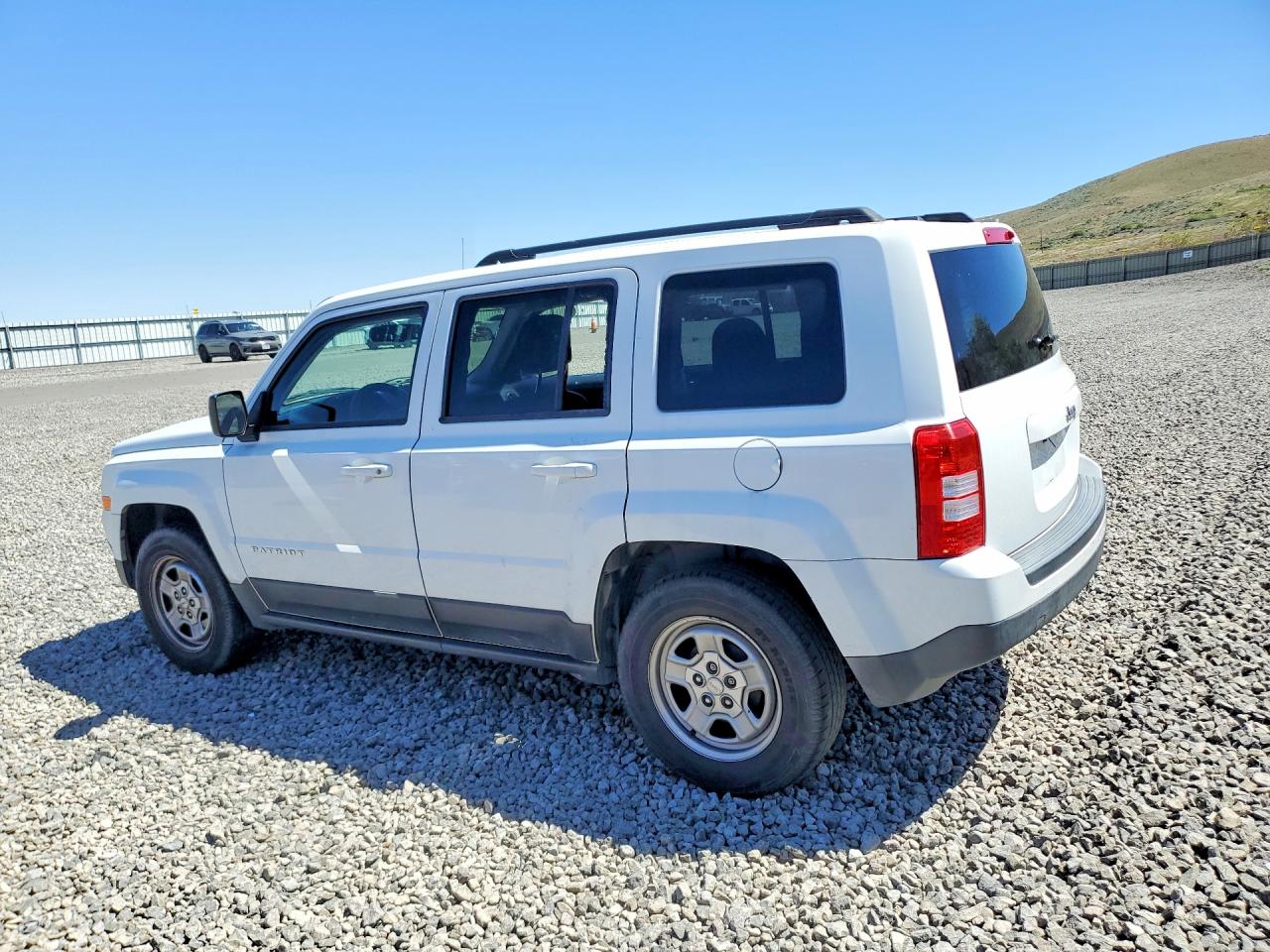 1C4NJPBA3GD744003 · 2016 JEEP PATRIOT · 2/13