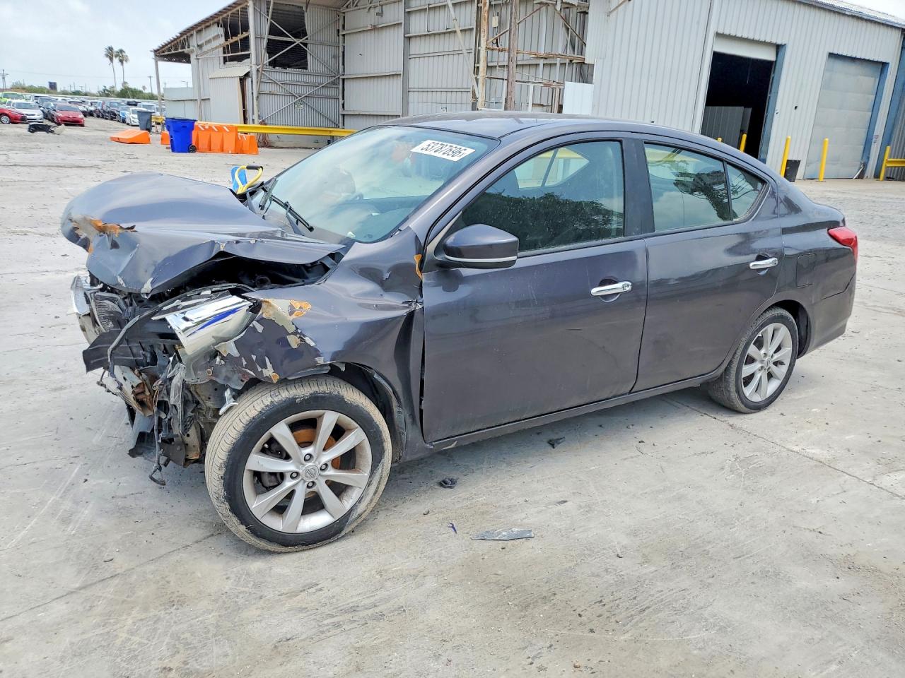 3N1CN7AD0FL852579 · 2015 NISSAN VERSA