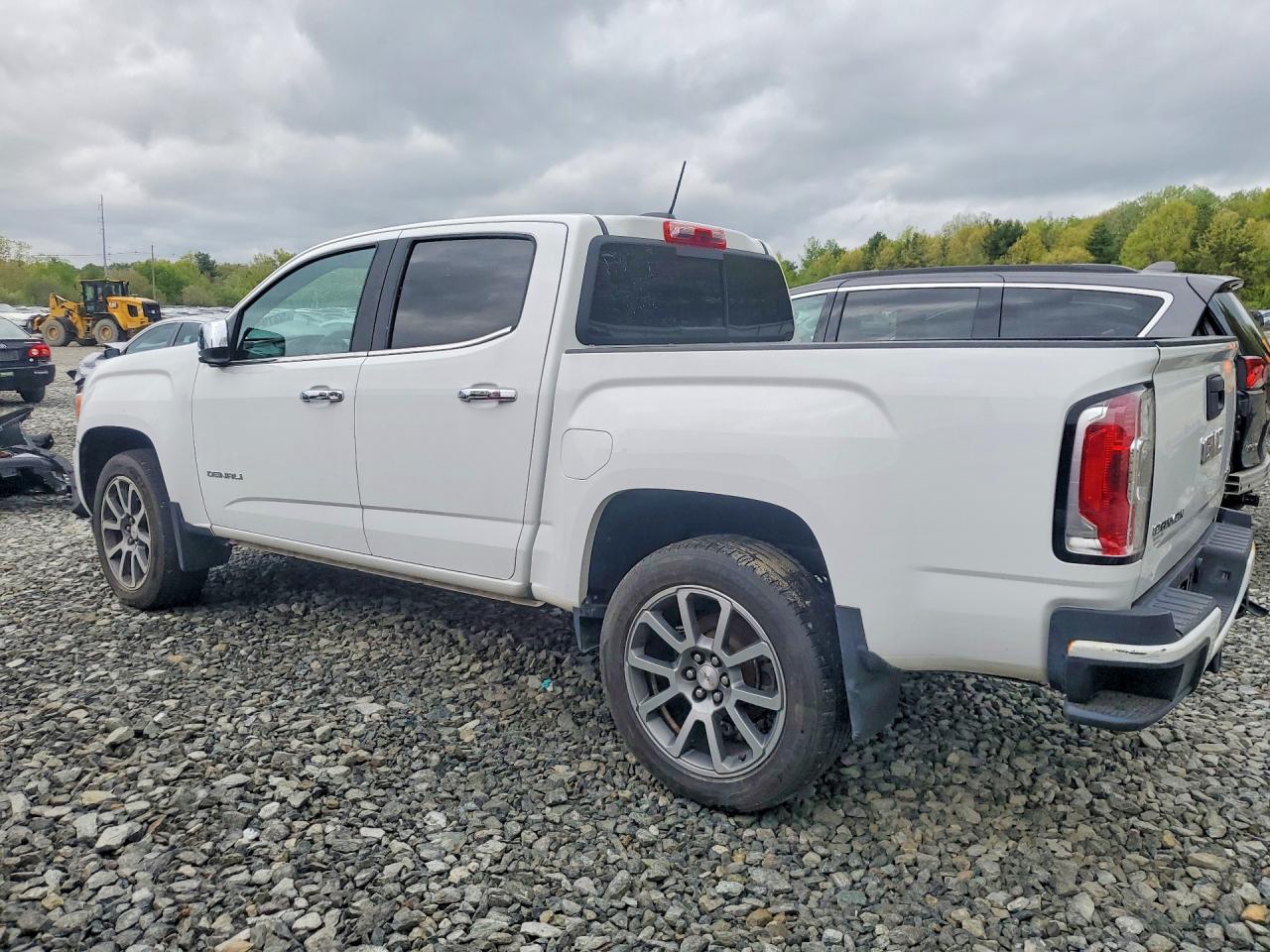 1GTP6EE13J1302082 · 2018 GMC CANYON · 2/12