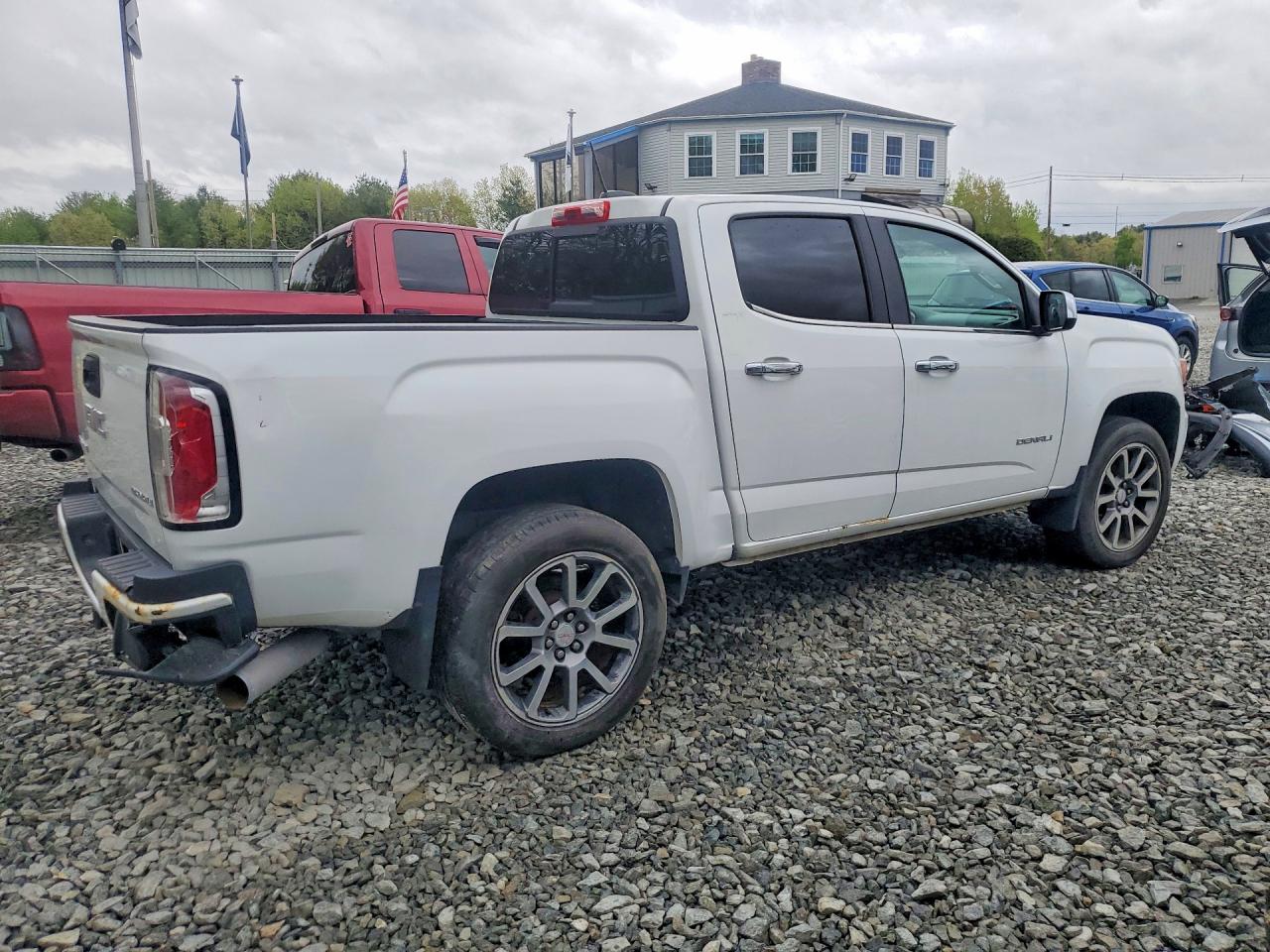 1GTP6EE13J1302082 · 2018 GMC CANYON · 3/12