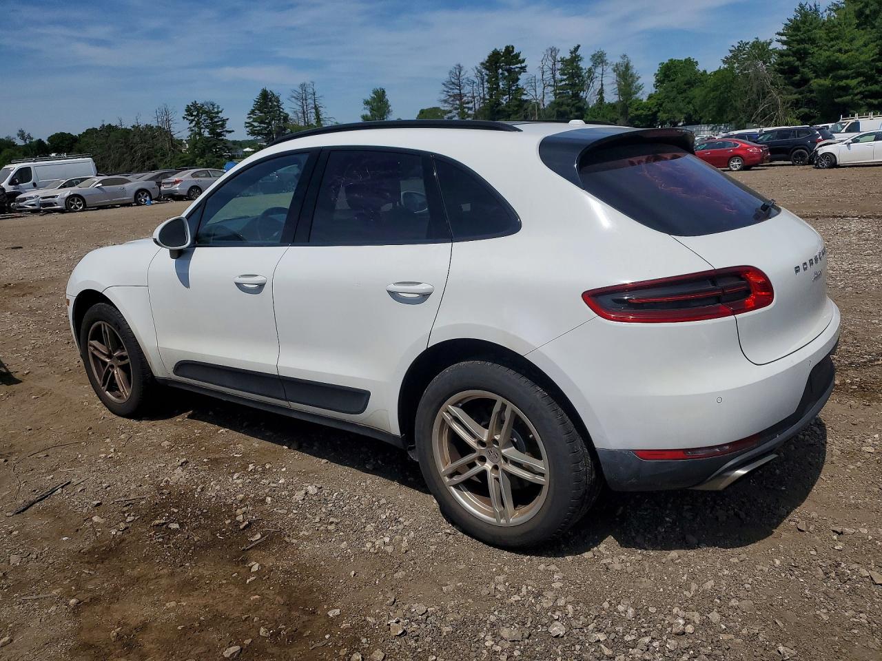 WP1AA2A53HLB04515 · 2017 PORSCHE MACAN · 2/13