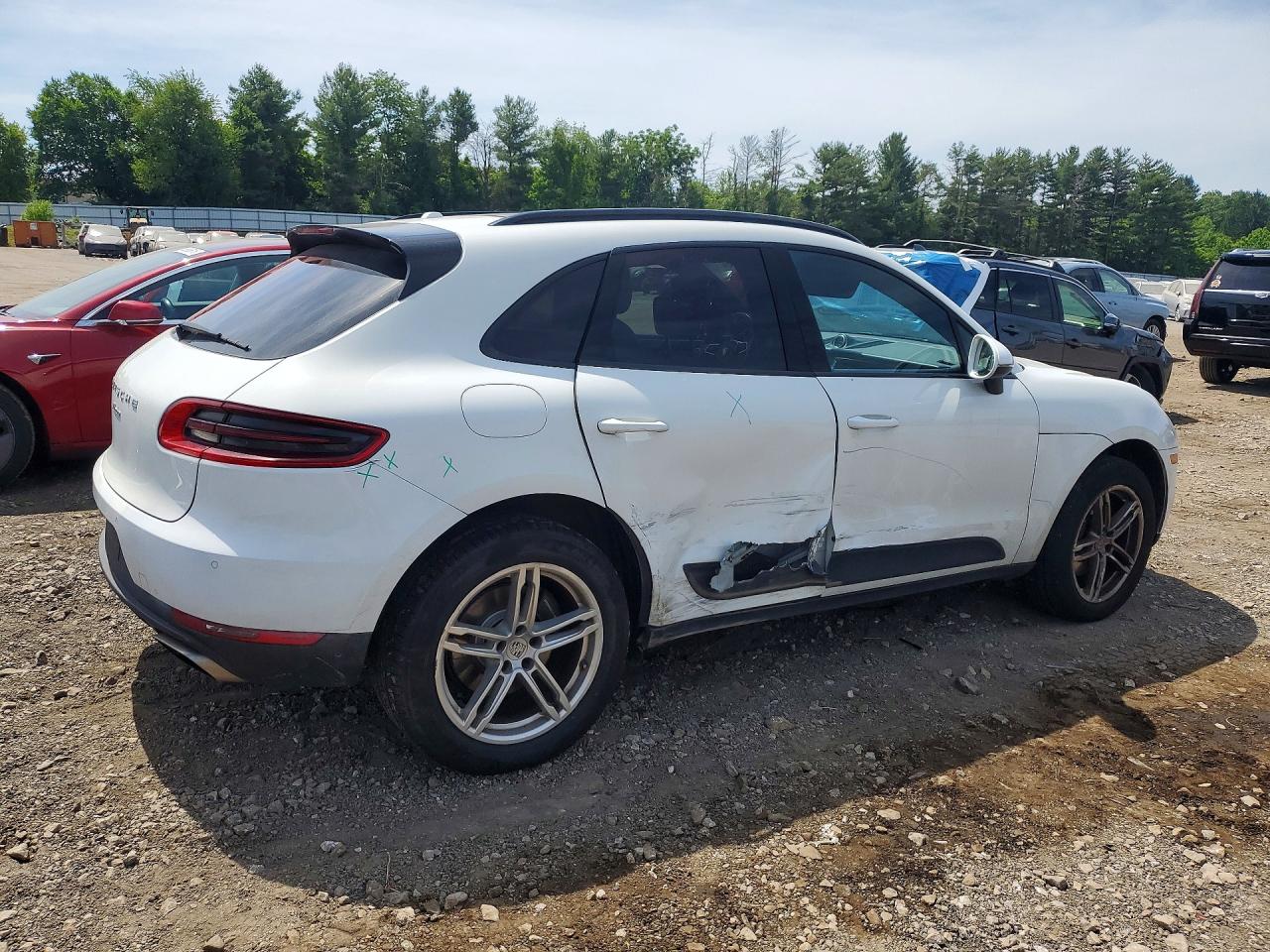 WP1AA2A53HLB04515 · 2017 PORSCHE MACAN · 3/13
