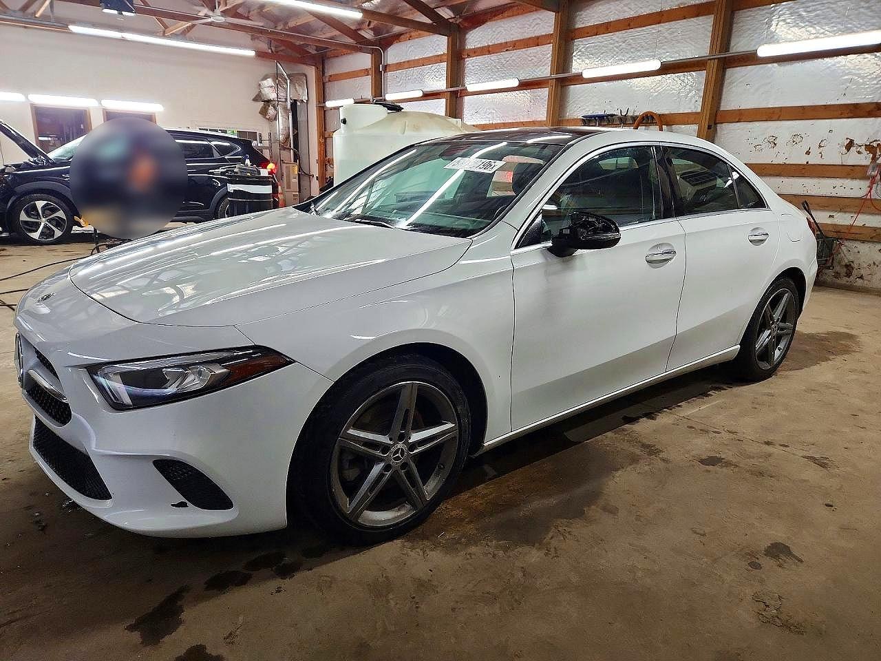 WDD3G4EB2KW033629 · 2019 MERCEDES-BENZ A