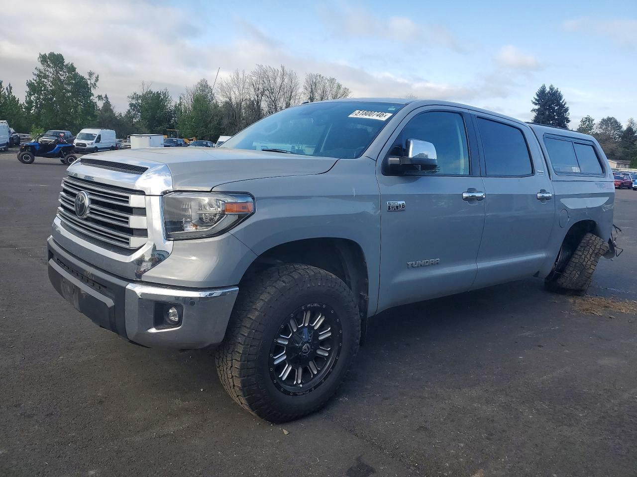 5TFHY5F12JX743583 · 2018 TOYOTA TUNDRA