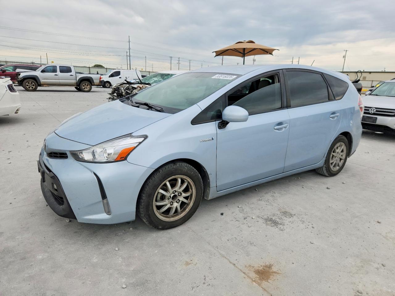JTDZN3EU8GJ047674 · 2016 TOYOTA PRIUS V