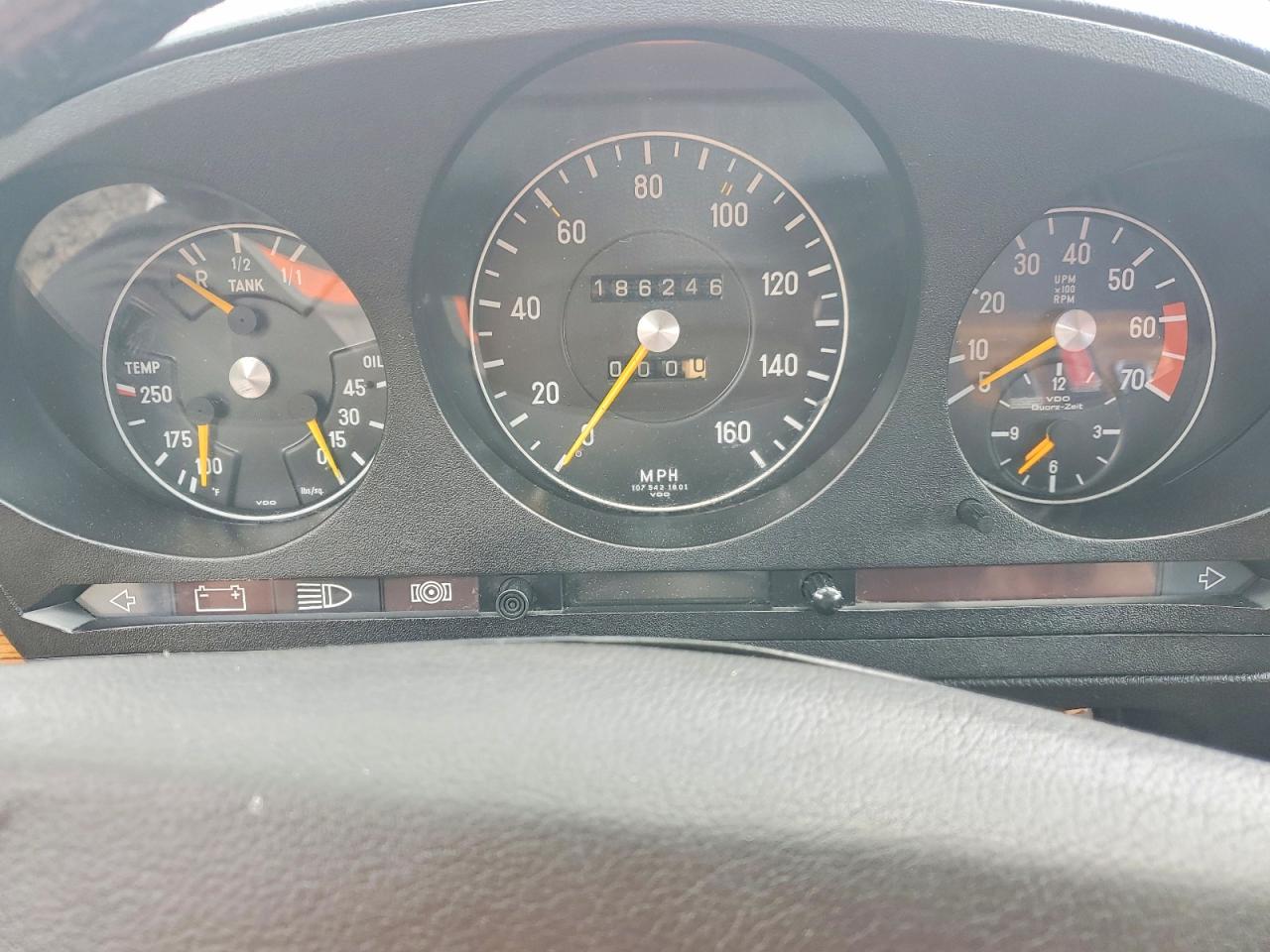 10704412017089 · 1974 MERCEDES-BENZ 450 · 9/12