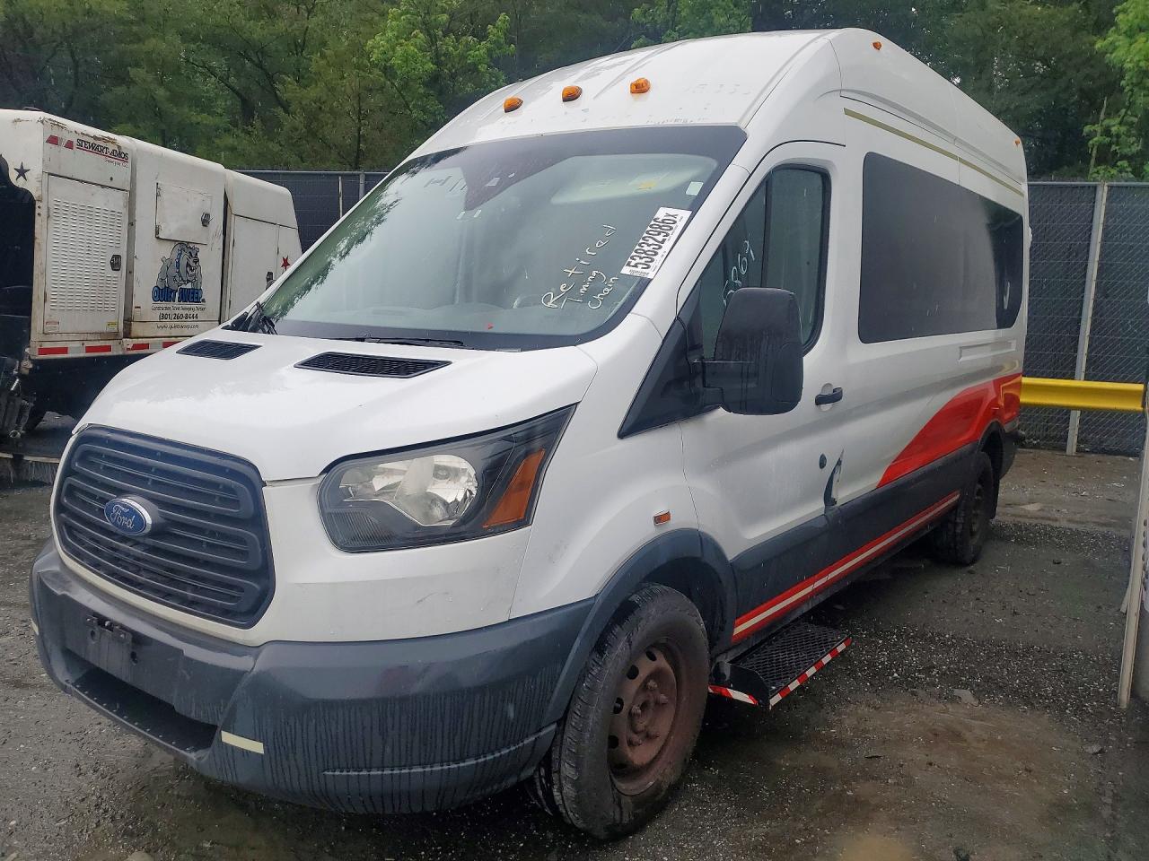 1FTBW2XM0HKB38830 · 2017 FORD TRANSIT