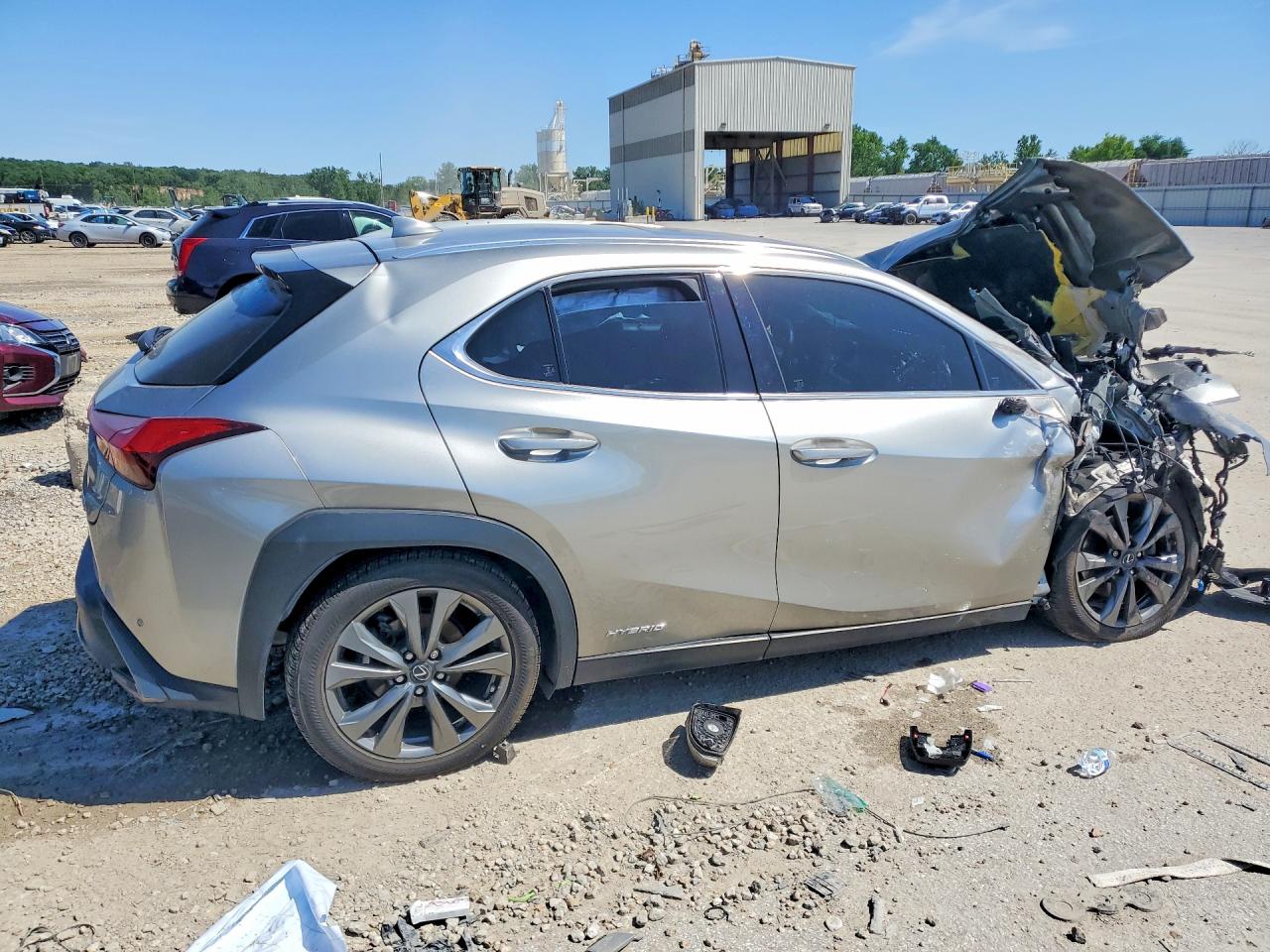 JTHR9JBH2L2033644 · 2020 LEXUS UX · 3/14