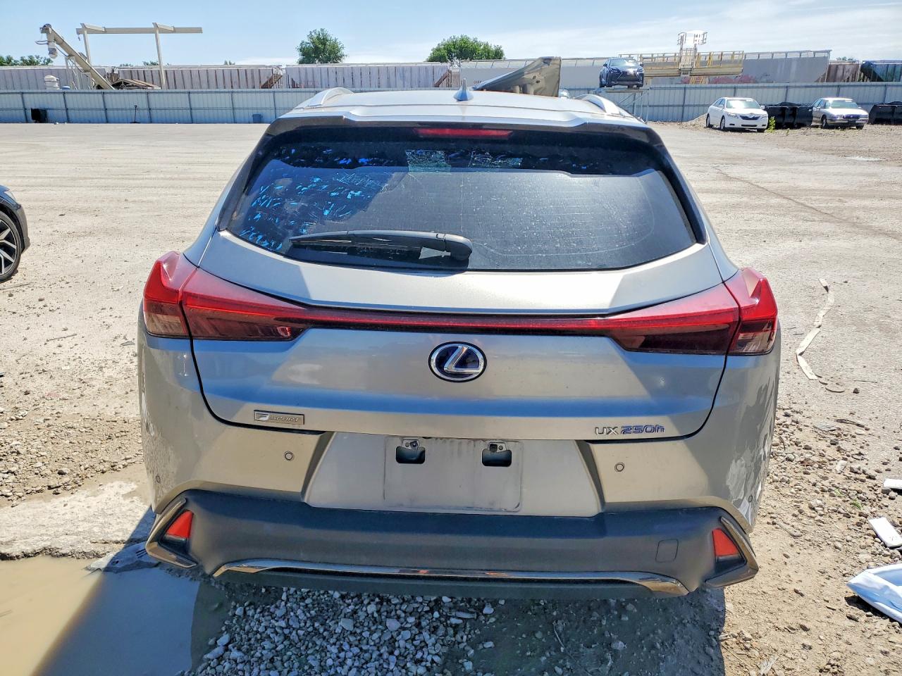 JTHR9JBH2L2033644 · 2020 LEXUS UX · 6/14