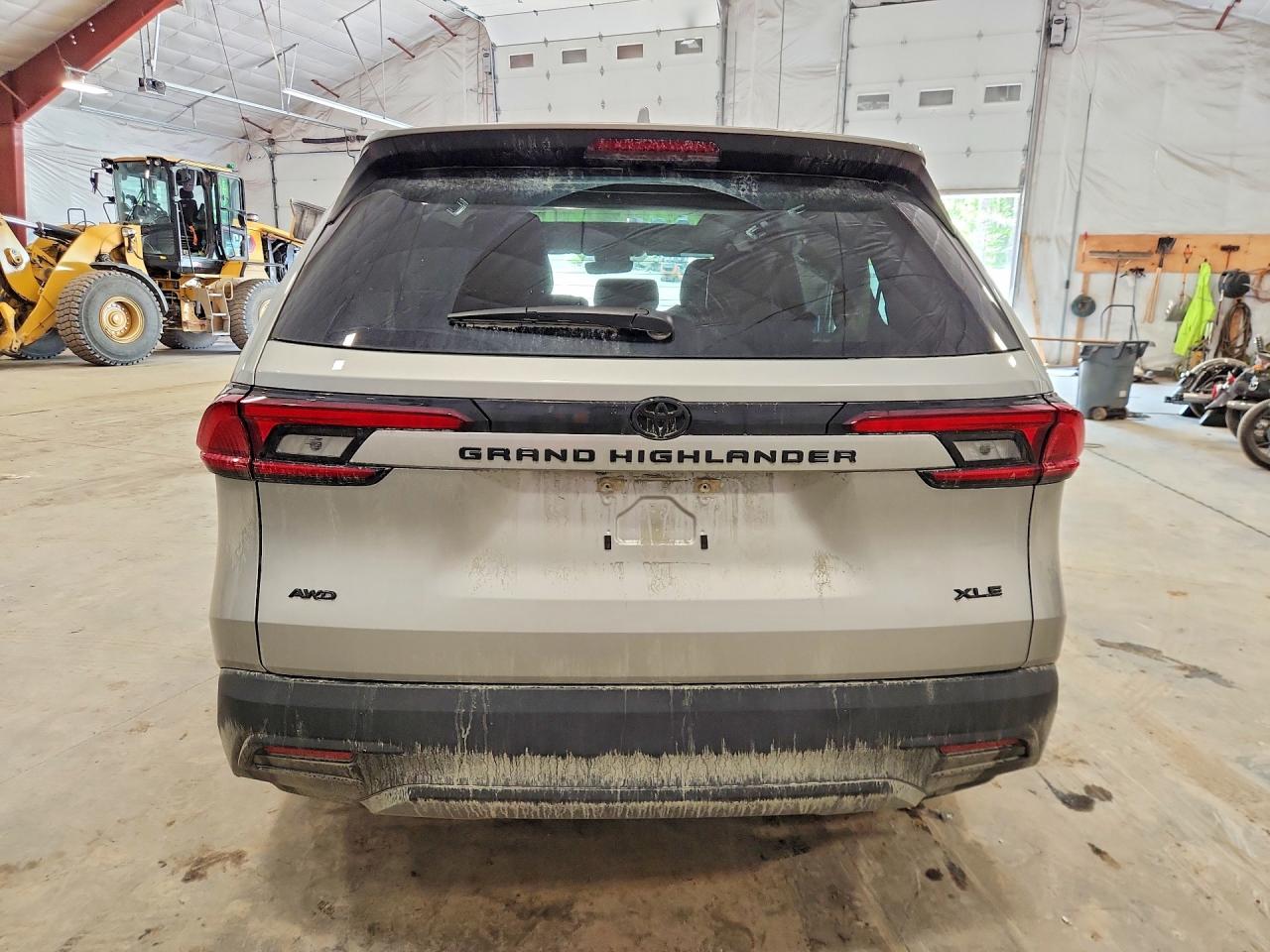 5TDAAAB57TS111095 · 2026 TOYOTA GRAND HIGHLANDER · 6/13
