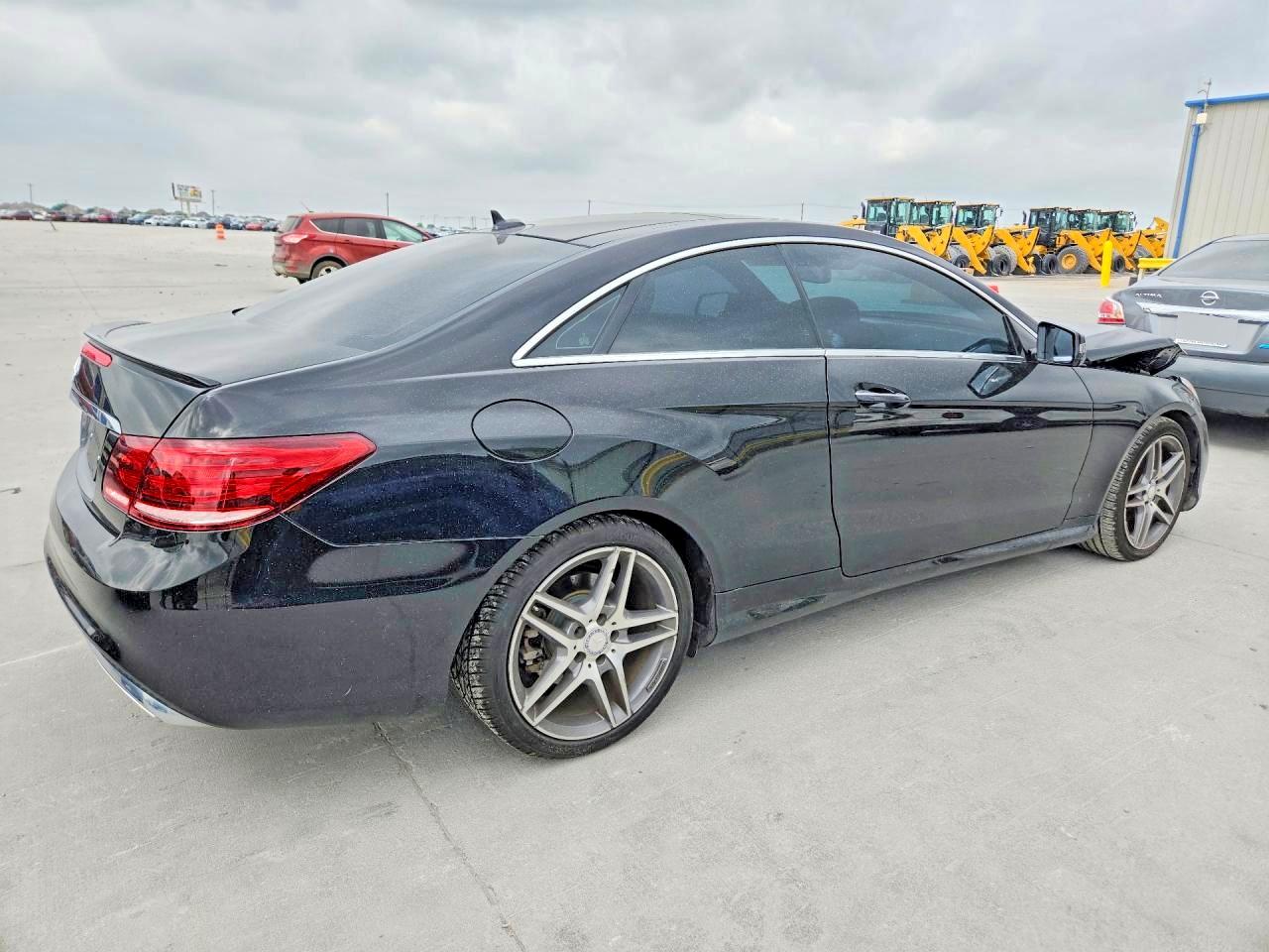 WDDKJ6FB4HF351672 · 2017 MERCEDES-BENZ E · 3/12