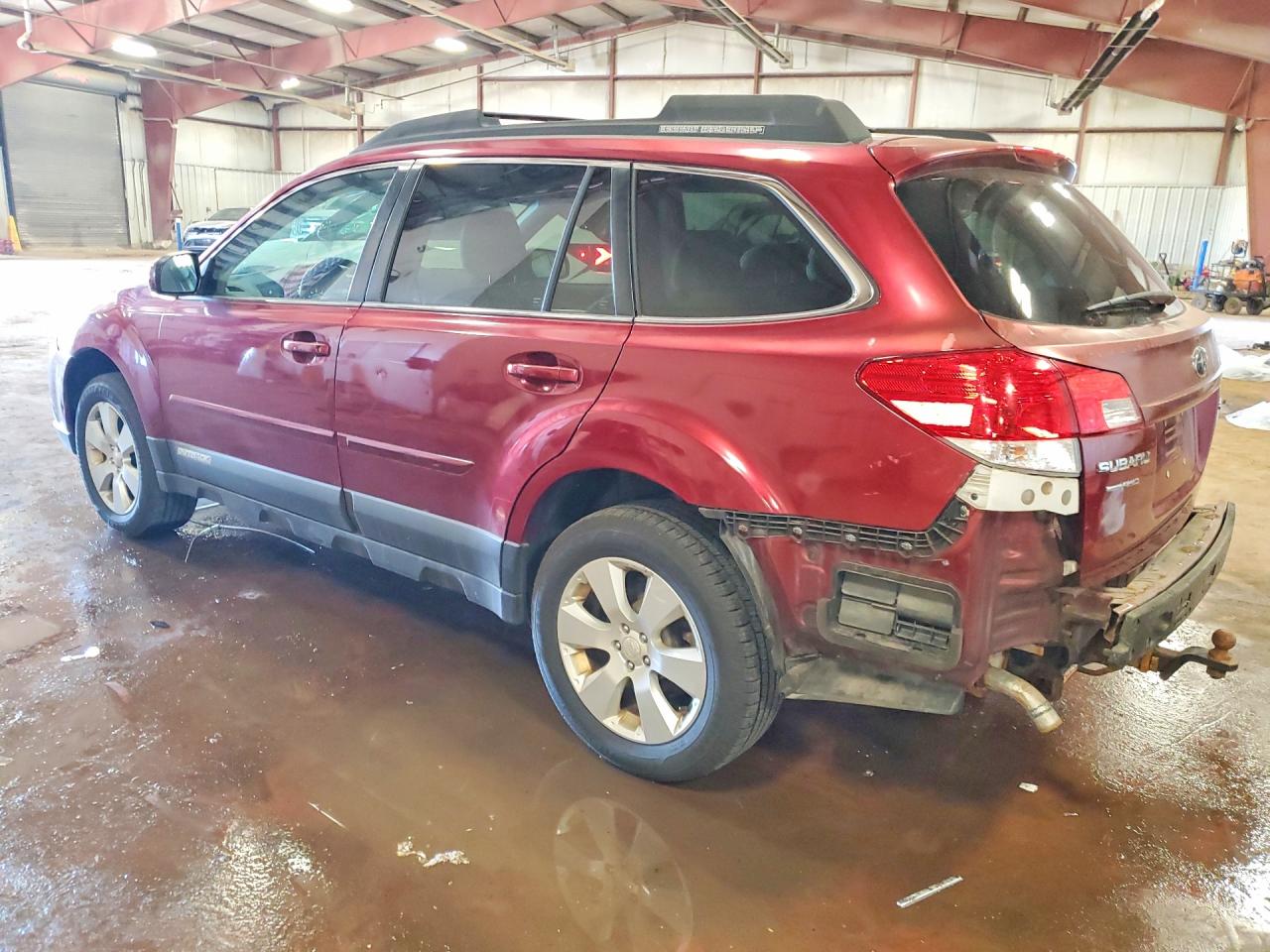 4S4BRBBC2B3446133 · 2011 SUBARU OUTBACK · 2/14
