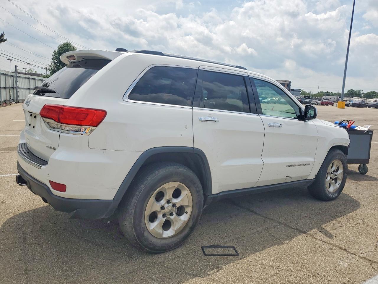 1C4RJFBG5FC726459 · 2015 JEEP GRAND CHEROKEE · 3/13
