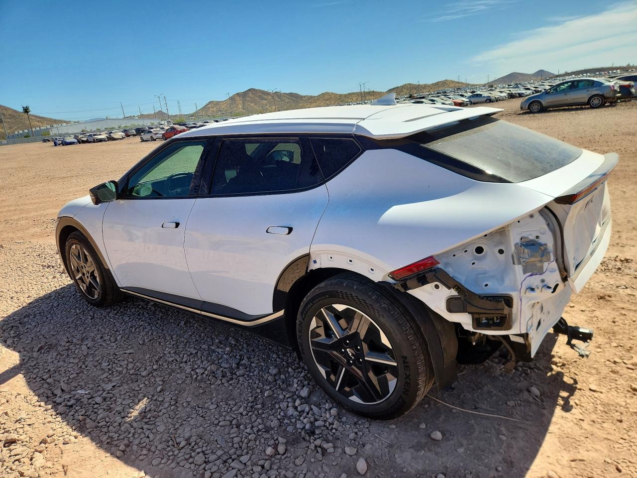 5XYC34JA0SG010902 · 2025 KIA EV6 · 2/14
