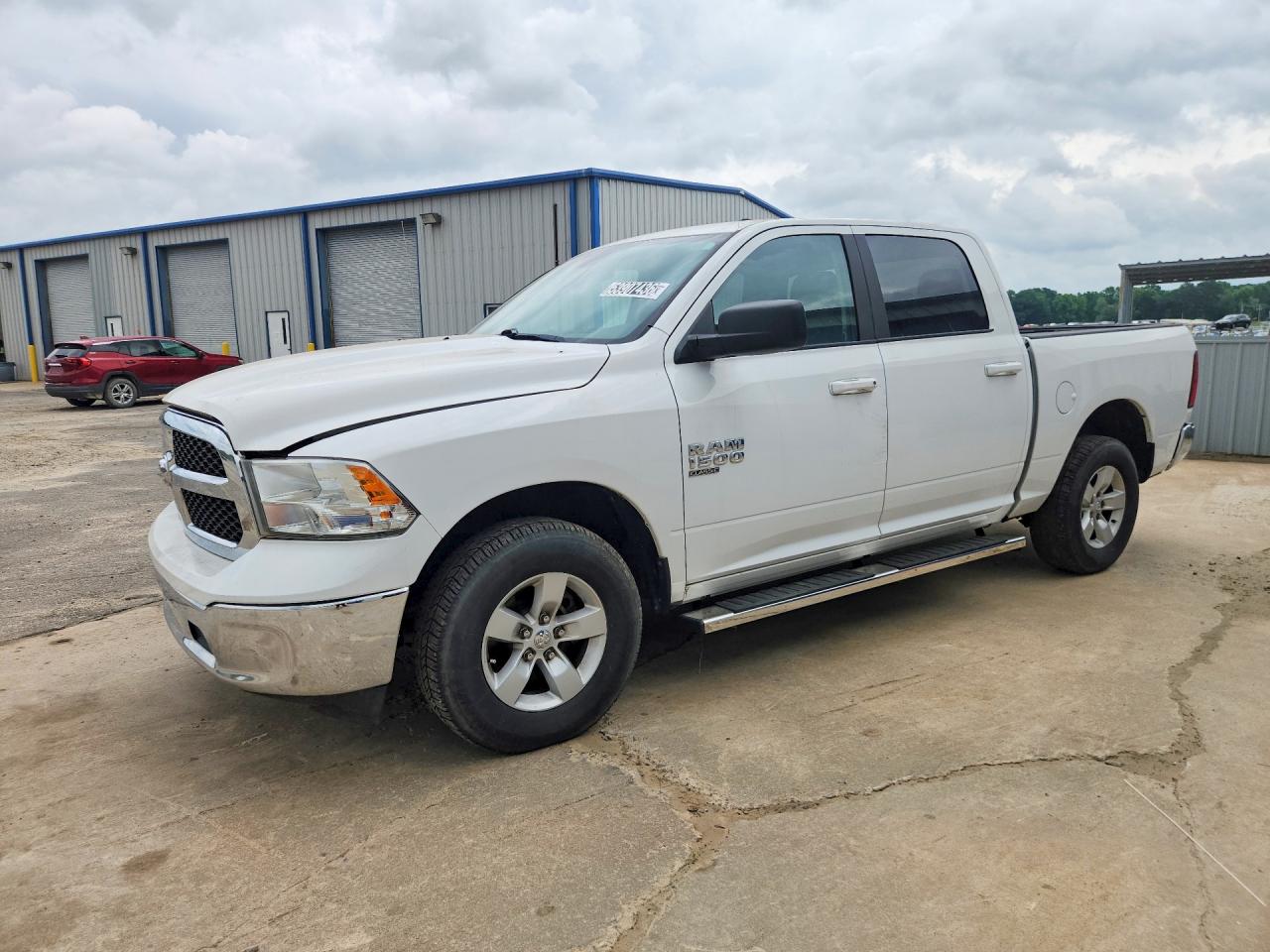 1C6RR7LG8MS557643 · 2021 RAM 1500 CLASSIC