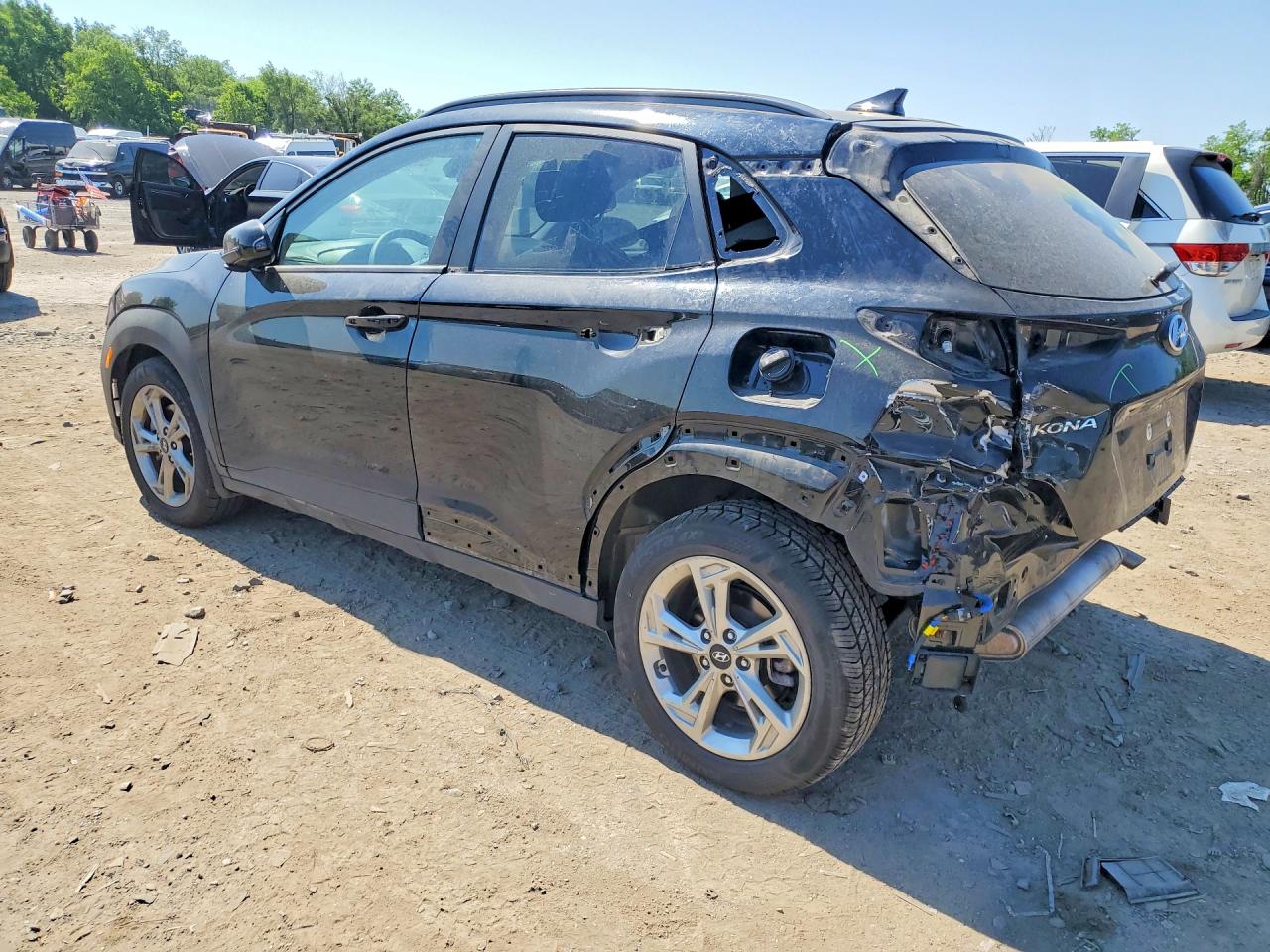KM8K6CAB6PU964108 · 2023 HYUNDAI KONA · 2/14