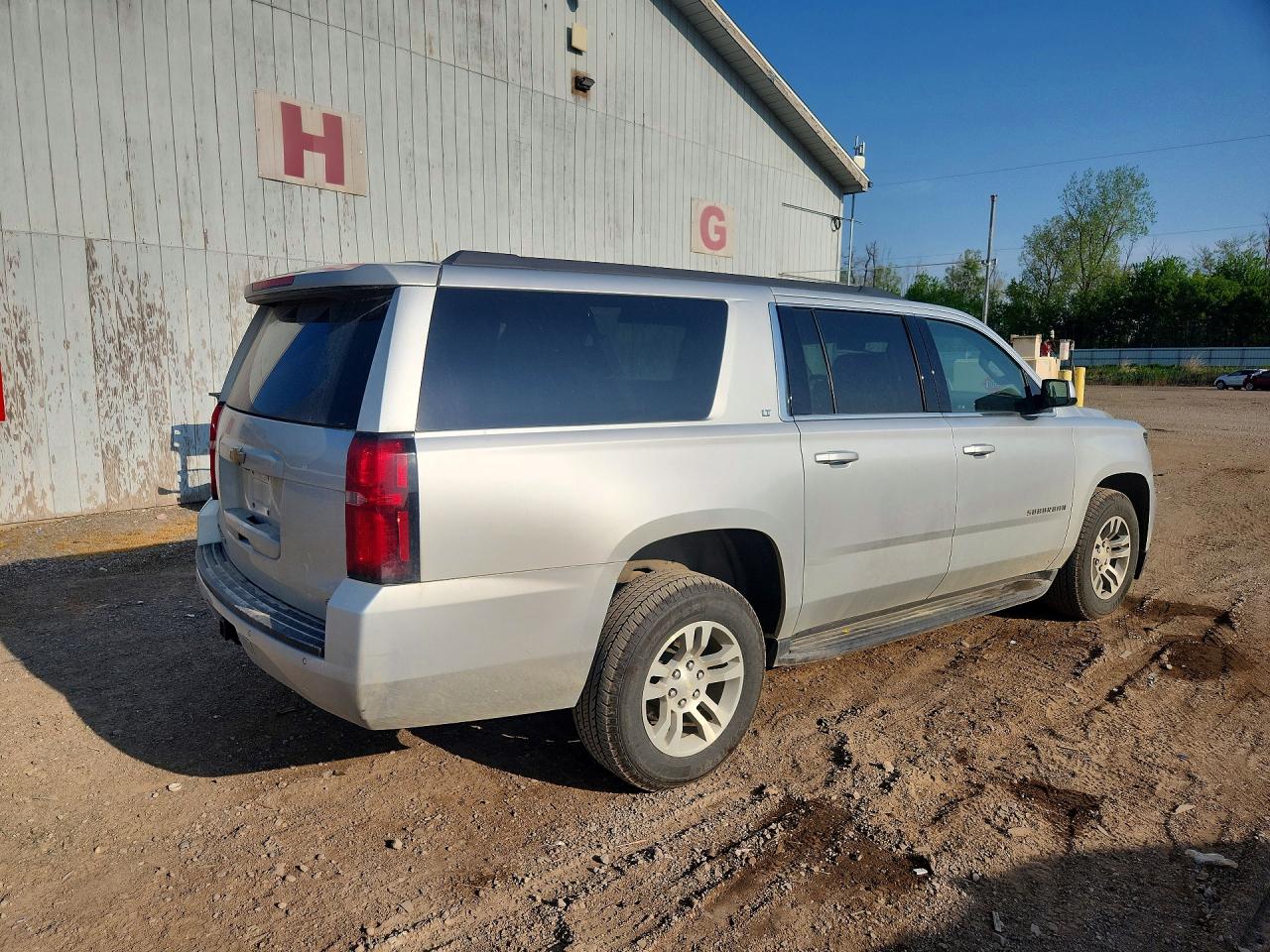 1GNSKHKC3KR400195 · 2019 CHEVROLET SUBURBAN · 3/13